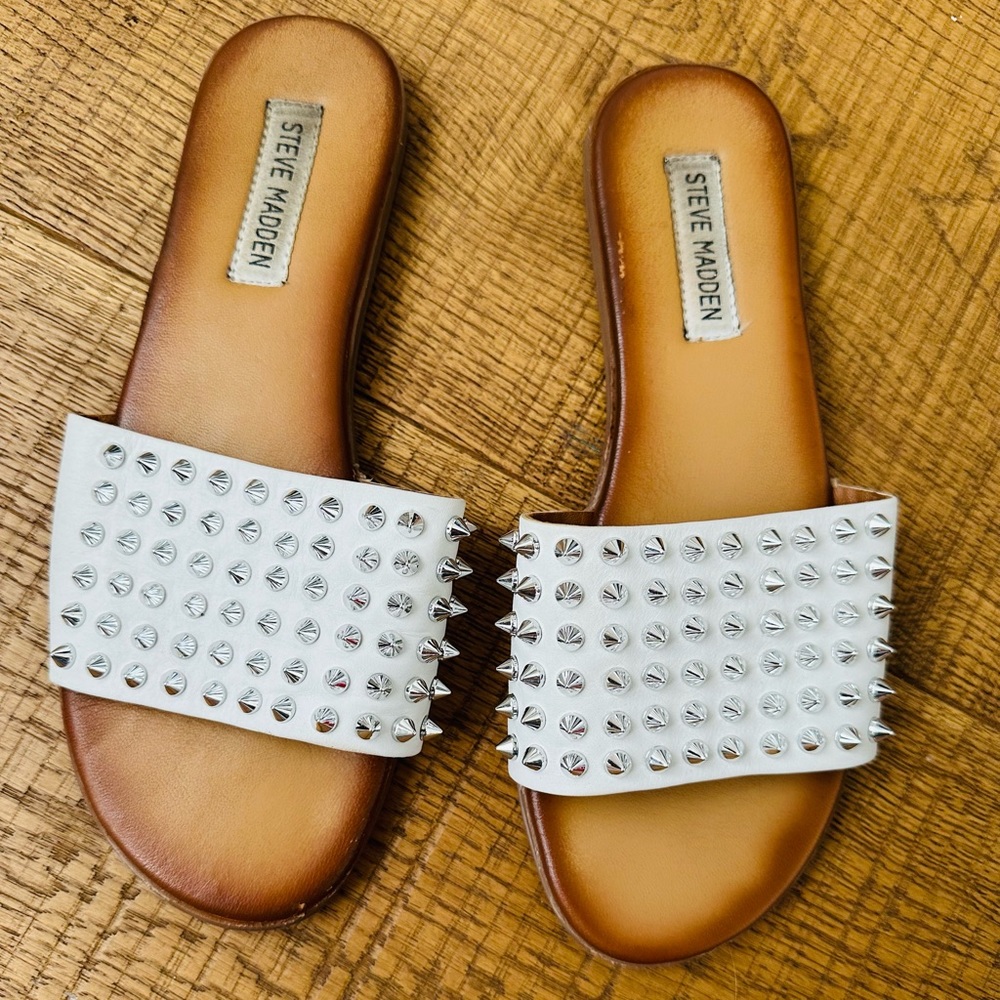 STEVE MADDEN STUDDED SANDALS